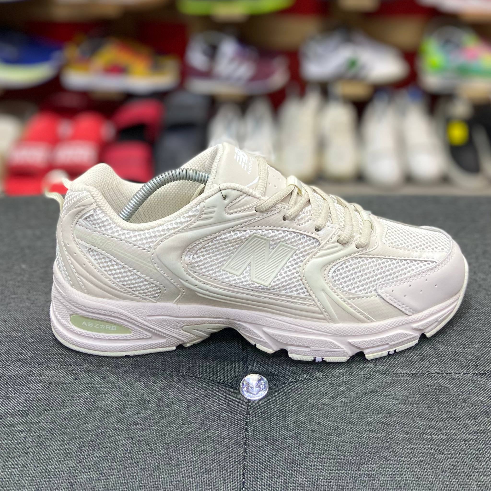 CREAM NUDE NB530 Sport Running