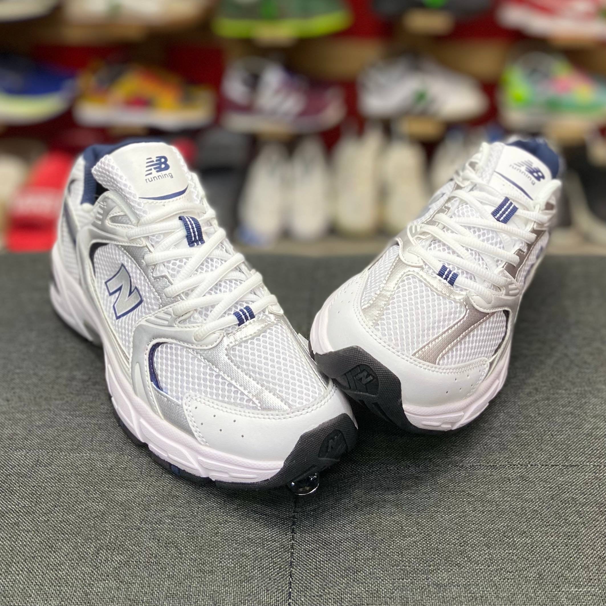 SILVER NAVY NB530 SPORT RUNNING