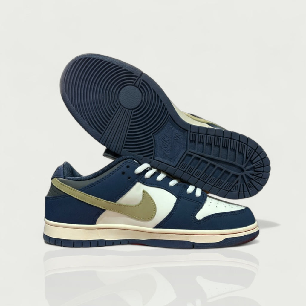 N1KE SB x ROTHMANS HONDA SNEAKERS