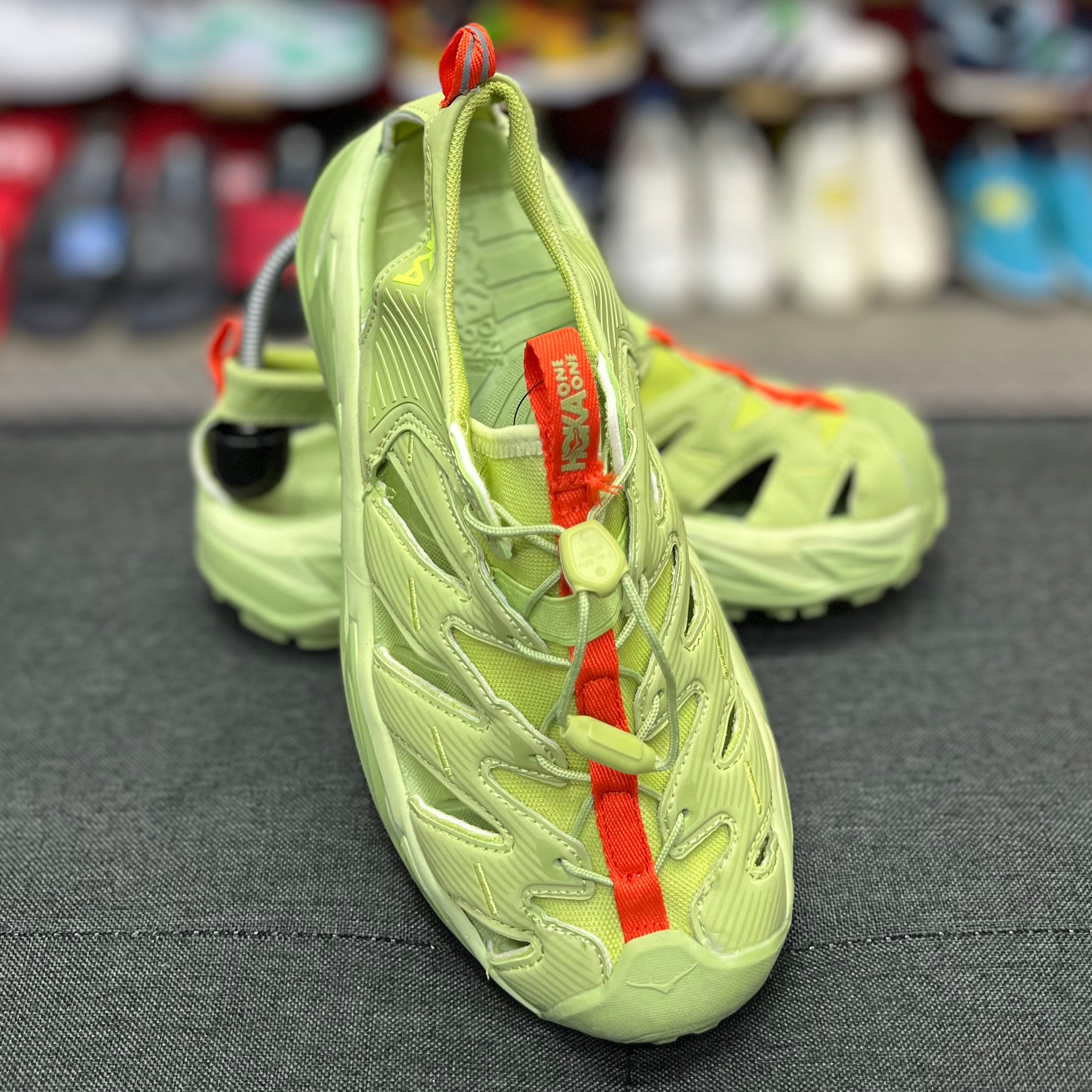 GREEN HOPARA SANDAL HOKA