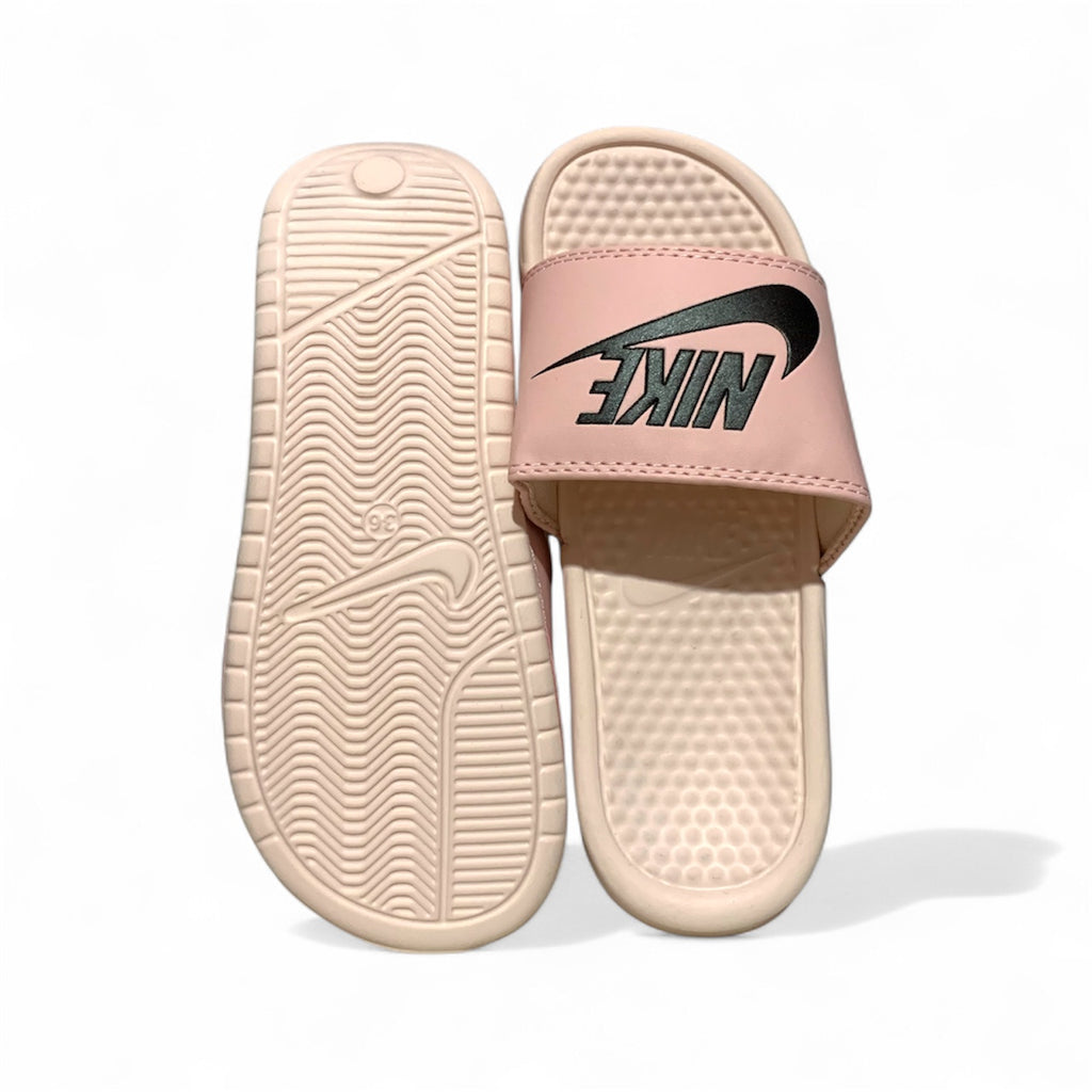 LADIES N1KE SLIDE BENASSI JDI SANDAL